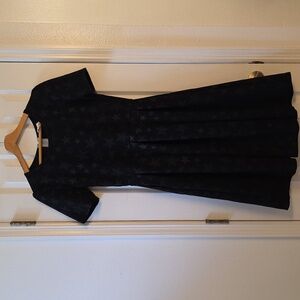 LuLaRoe Amelia Black Star Design Dress with Side Pockets Size M